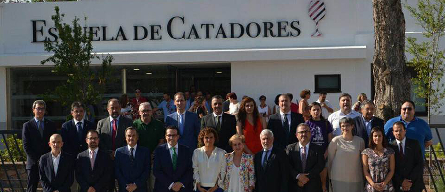 Inaugurada la sede de Escuela de Catadores como centro pionero de formación y promoción del sector primario