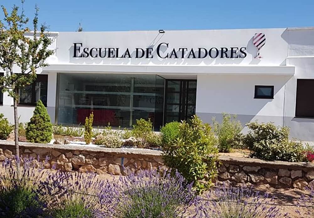 Escuela de Catadores "Tierra de Gigantes". Campo de Criptana (Ciudad Real)